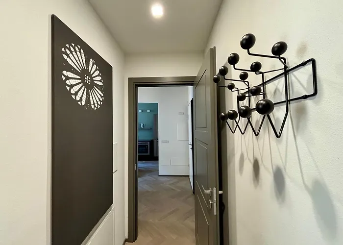 Saragozza 2 Intero In Centro Storico Wifi E Parcheggio Gratuito Apartman Modena